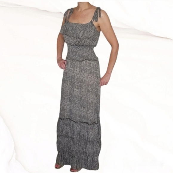 NEW - 🇹🇷 Ruffle maxi dress - M - Picture 1 of 8